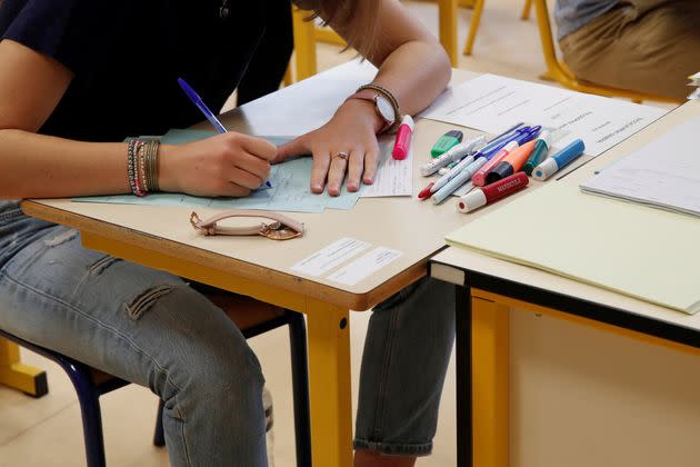 Menaces de mort envers une CPE: ce que l'on sait après l'ouverture de l'enquête (Photo d'une élève passant un examen par REUTERS/Benoit Tessier) (Photo: Benoit Tessier via Reuters)