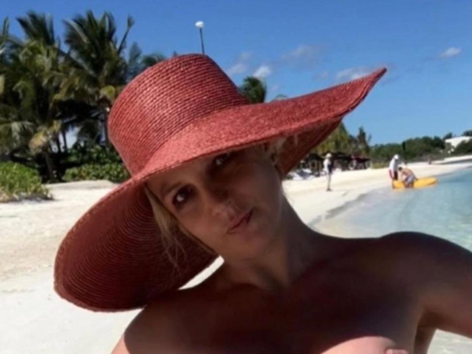 Britney Spears shared another series of nude photos on Instagram (Instagram)