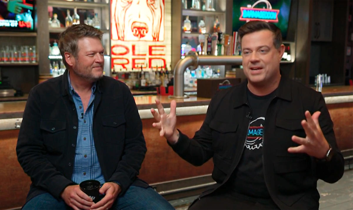 Blake Shelton and Carson Daly to host bar-inspired game show with Nikki  Bella