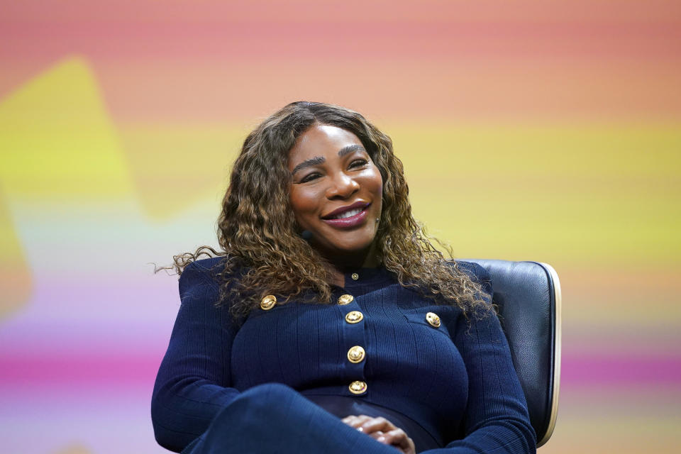 Pregnant Serena Williams Opens up About Struggling To Feel ‘Confident’ & All Moms Can Relate