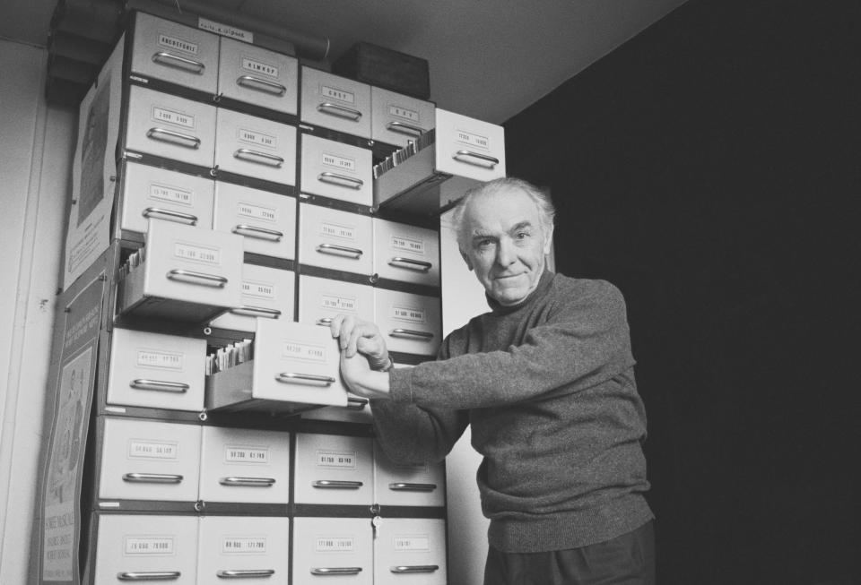 Robert Doisneau at home in 1989 (Photo by Sophie Bassouls/Sygma/Getty Images)