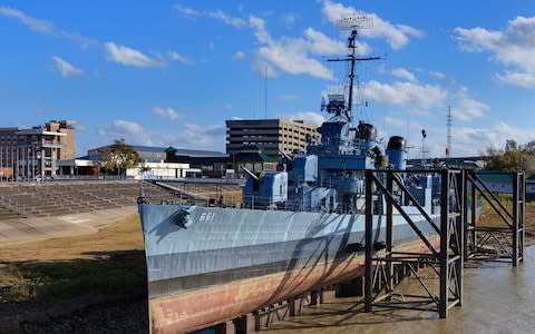 USS Kidd - Credit: richard cummins