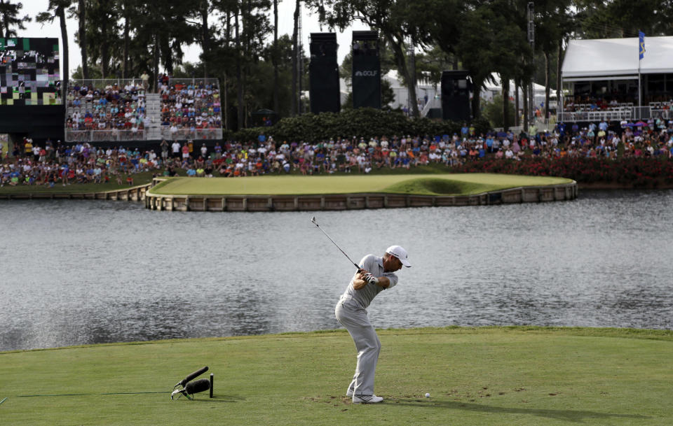 Sergio Garcia, of Spain, hits from the 17th tee during the third round of The Players championship golf tournament at TPC Sawgrass, Saturday, May 10, 2014, in Ponte Vedra Beach, Fla. (AP Photo/Lynne Sladky)