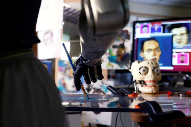 Sophia the robot to auction off her AI artwork
