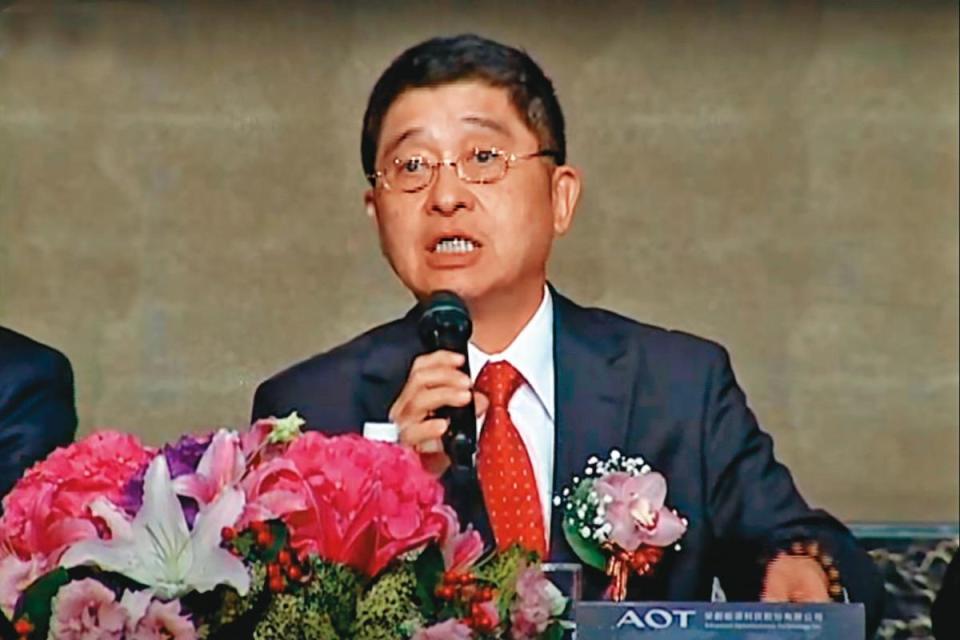 前群創董事長莊宏仁（圖）是郭台銘倚重的私人掌櫃，郭董的6家私人投資公司都由他當董事長。（翻攝榮創能源科技業績表會）