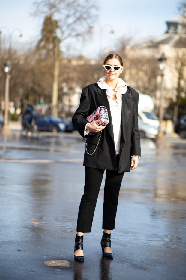 <p>On the street at Paris Fashion Week Fall 2020. </p>