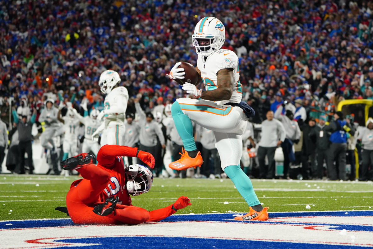 Dolphins hope Thomas can be Bills killer