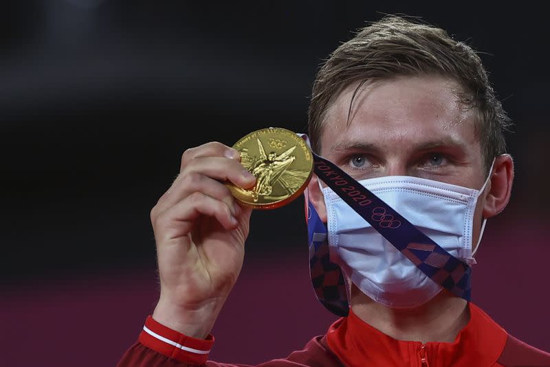 Badminton - Men's Singles - Medal Ceremony