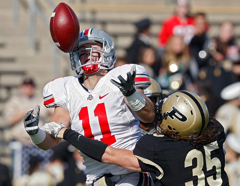 Ohio State tight end Jake Stoneburner can't come up with a catch against Purdue safety Logan Link on Nov. 11, 2011.