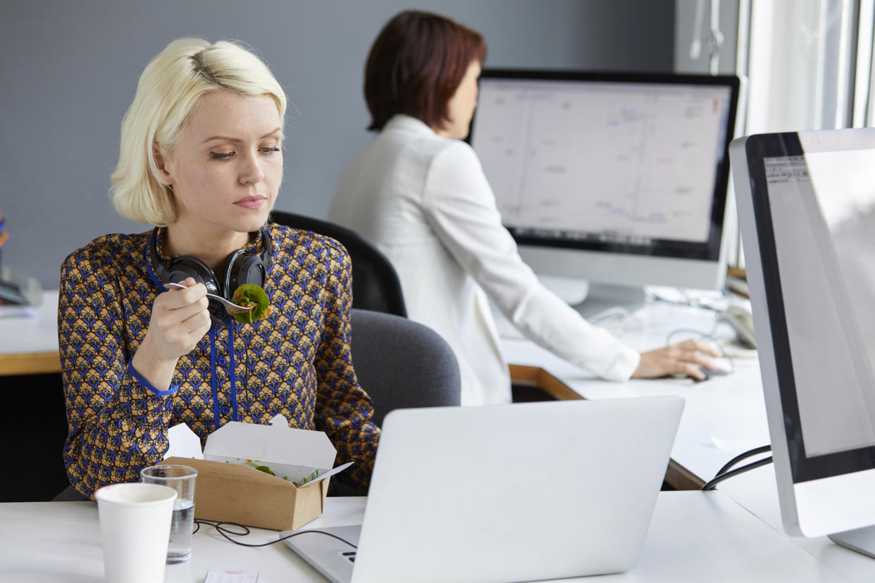 British workers are only taking 31 minute lunch breaks [Photo: Getty]