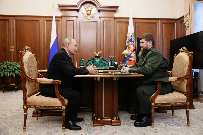 Russian President Putin and Chechen leader Kadyrov meet in Moscow