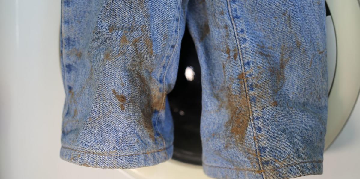 Some People Never Wash Their Jeans. Here's What Dermatologists Say About  That.