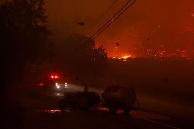 2020 09 28T051924Z 1559351221 RC2H7J9WB273 RTRMADP 3 USA WILDFIRES