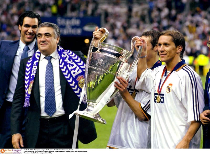 FILE PHOTO: Football - UEFA Champions League Final , Paris , Real Madrid v Valencia , 24/5/00