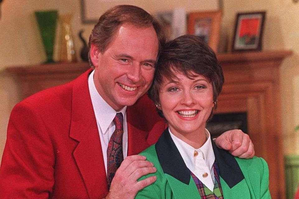 Veteran broadcaster Nick Owen pictured with former BBC co-host Anne Diamond on TV-am (PA Archive)