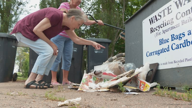 'Smell is horrendous': Public housing residents fed up with garbage dumping