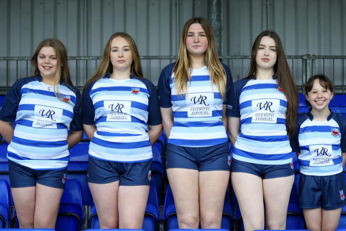 Players from Winnington Park's girls' section in the club's new "Girls-Fit" rugby kit <i>(Image: Winnington Park RFC)</i>