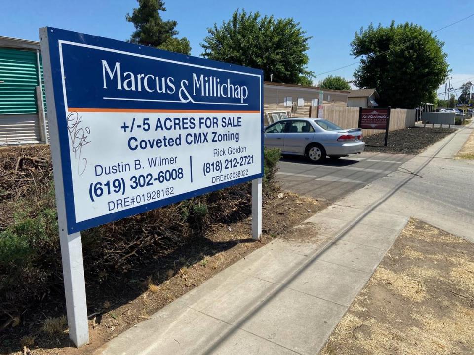 The “for sale” sign outside La Hacienda Mobile Estates in north Fresno. Less than a year after purchasing the embattled trailer park for $1.7 million, Harmony Communities is seeking $4.1 million for the property.