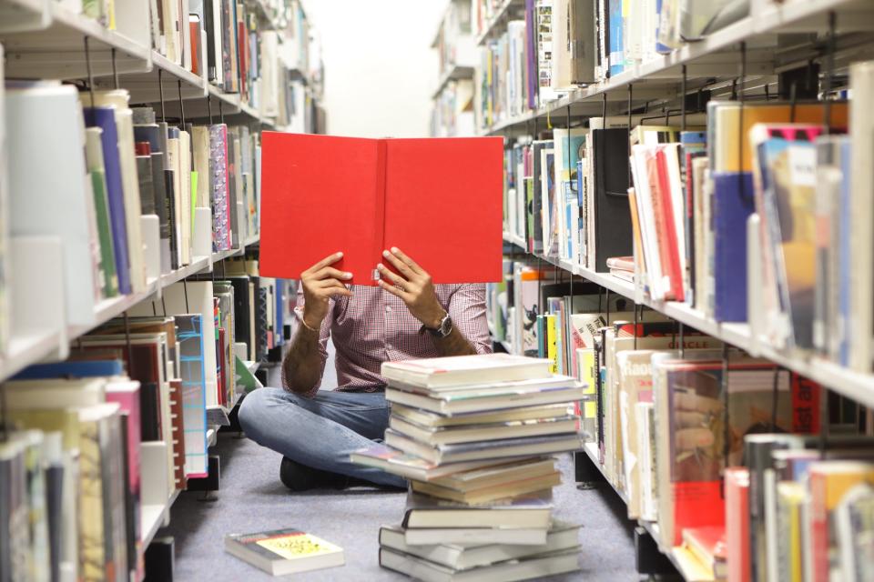 Lots of books in a library