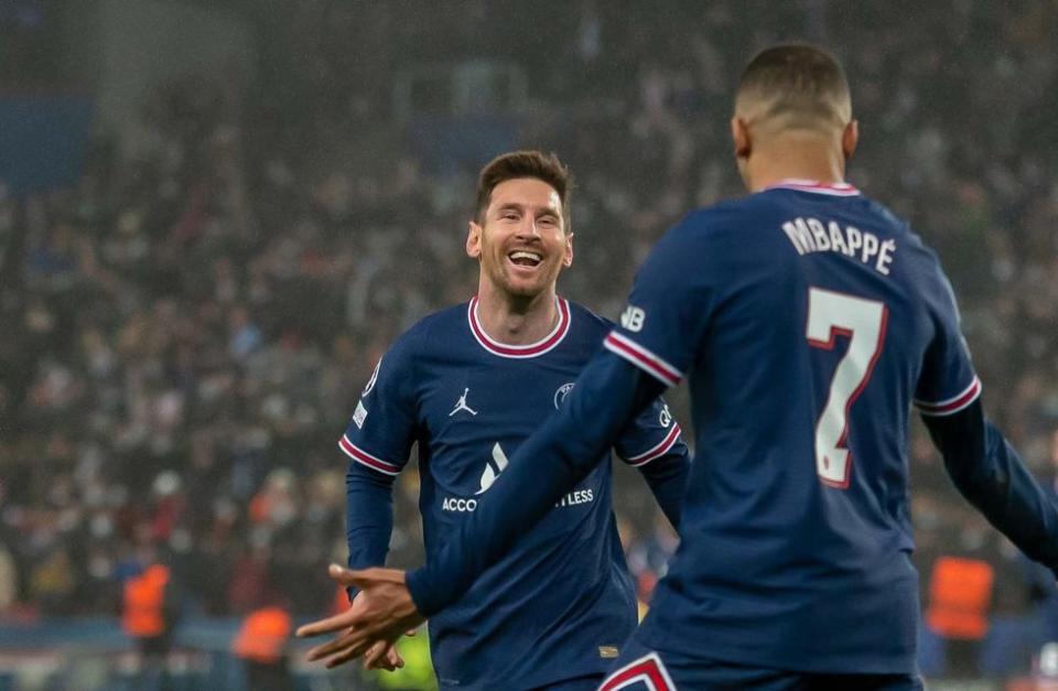 Messi, Mbappe, Paris