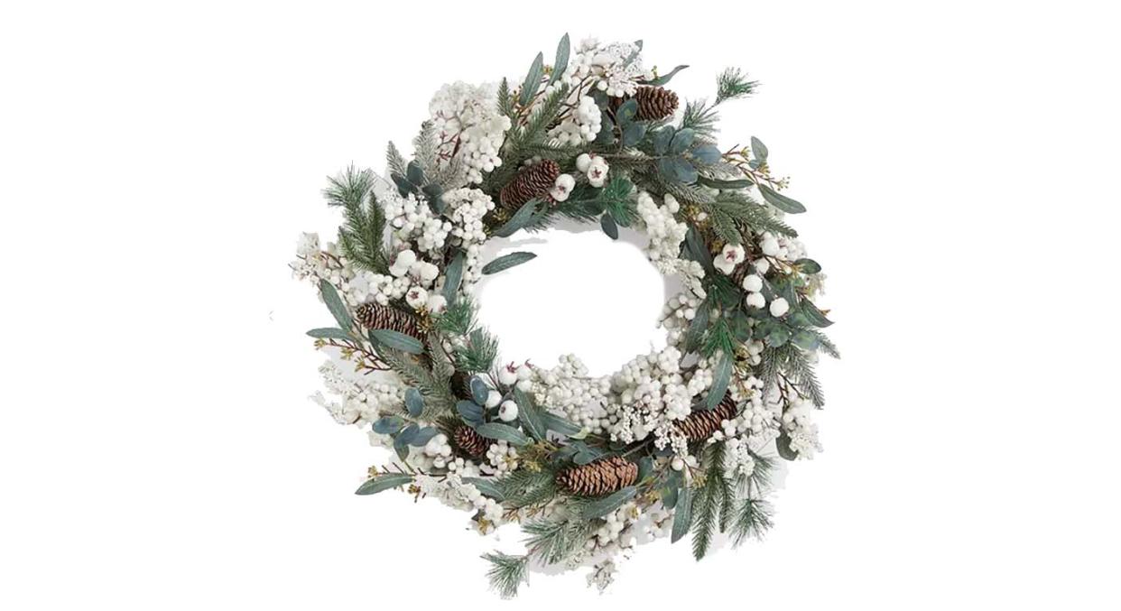 Snow Mountain Pine and Mistletoe Wreath