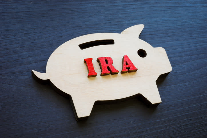 SmartAsset: IRA Investors Are Putting Their Money in Mutual Funds. Should You Do the Same?