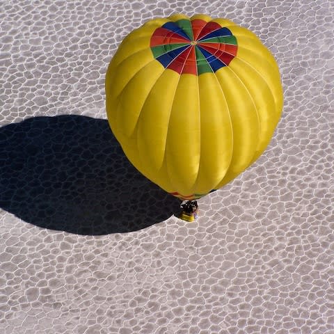 Hot air balloon rides at Kachi Lodge dome camp