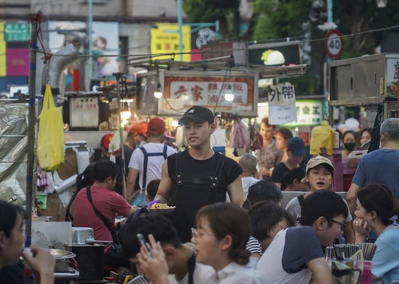 今年台北必比登華西街擁3家最多間，但小攤月租上萬元還不是排第一，最高租金在南機場及士林夜市 。資料照片：中央社