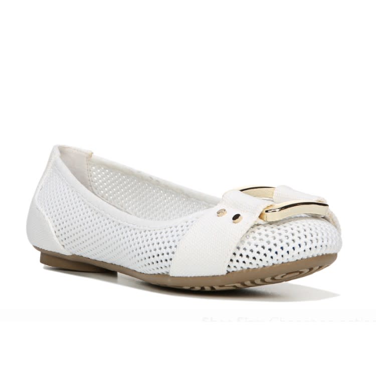 Dr. Scholl's Shoes Women's Frankie Mesh Flats. (Photo: Walmart)