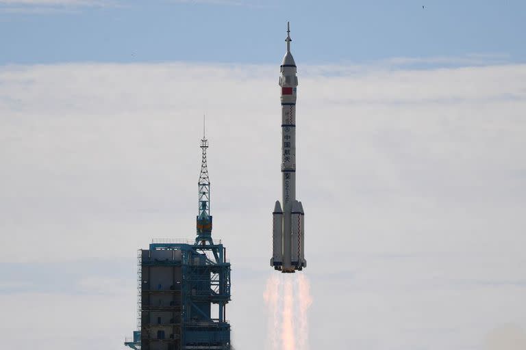 new Tiangong space station after blasting off from the Gobi desert.(GREG BAKER / AFP)