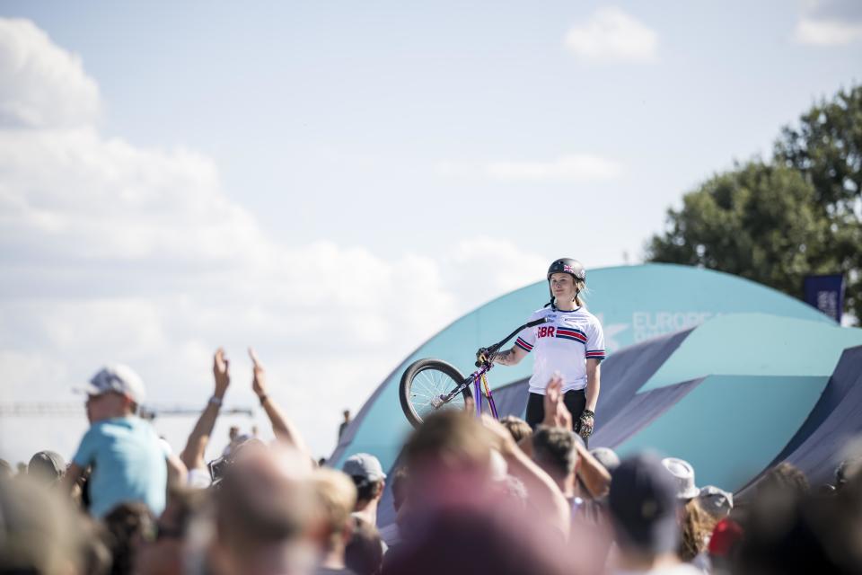 Olympic champion Charlotte Worthington crashed out in the BMX Freestyle at the multi-sport European Championships in Munich