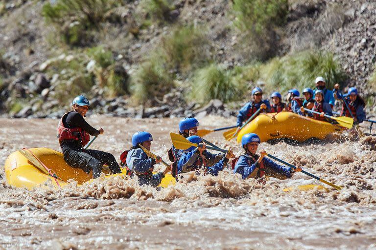 Rafting, una de las propuestas de Mendoza