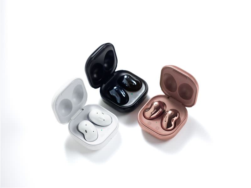 Galaxy Buds Live限時5折，開幕首2日每天限量100組開搶（圖／台灣三星提供）