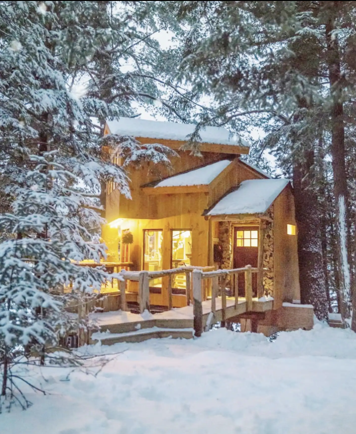 7) Vermont Tree Cabin on Walker Pond in Coventry, VT