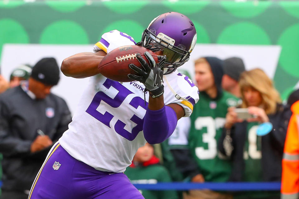 EAST RUTHERFORD, NJ - OCTOBER 21:   Minnesota Vikings defensive back George Iloka (23)  prior to the National Football League Game between the New York Jets and the Minnesota Vikings on October 21, 2018 at MetLife Stadium in East Rutherford, NJ.  (Photo by Rich Graessle/Icon Sportswire via Getty Images)