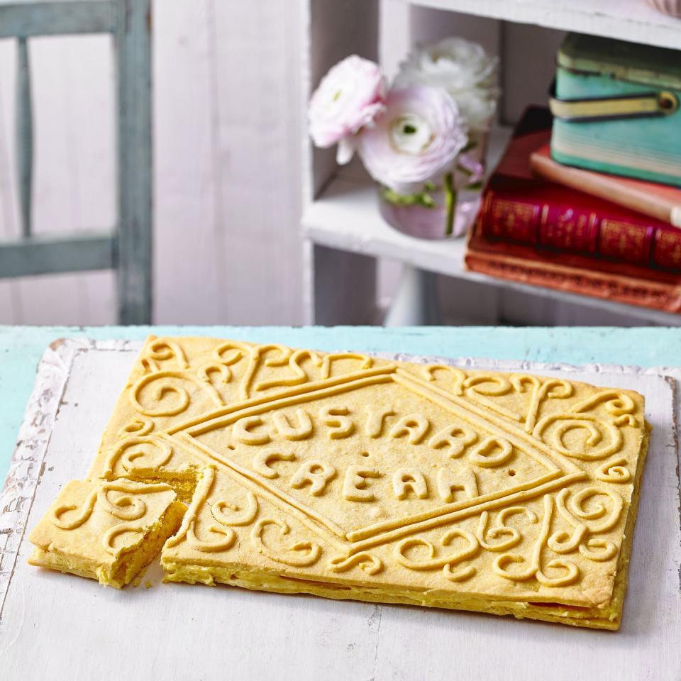 giant custard cream