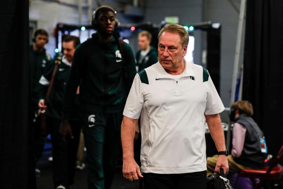 Michigan State coach Tom Izzo arrives for the second round of the NCAA tournament against Duke.