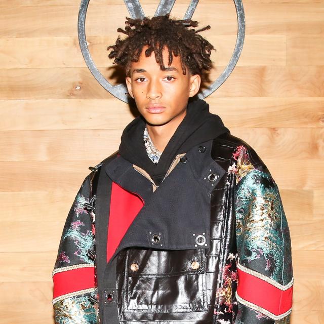 Jaden Smith Shows Off Ripped Muscles In New Shirtless Selfies