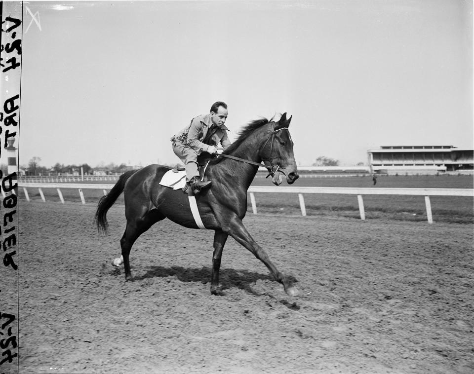 Count Fleet works out at Churchill Downs prior to the 1943 Kentucky Derby.