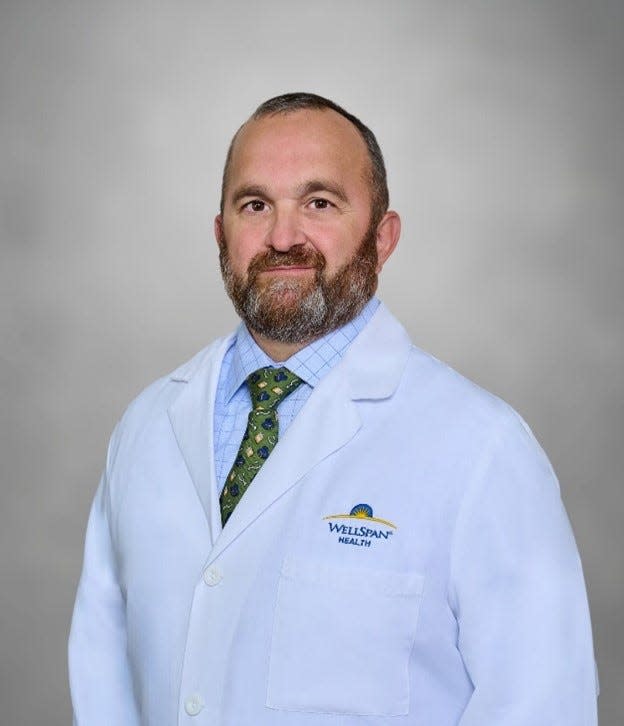 Dr. Matthew Posner is a WellSpan orthopedic surgeon.