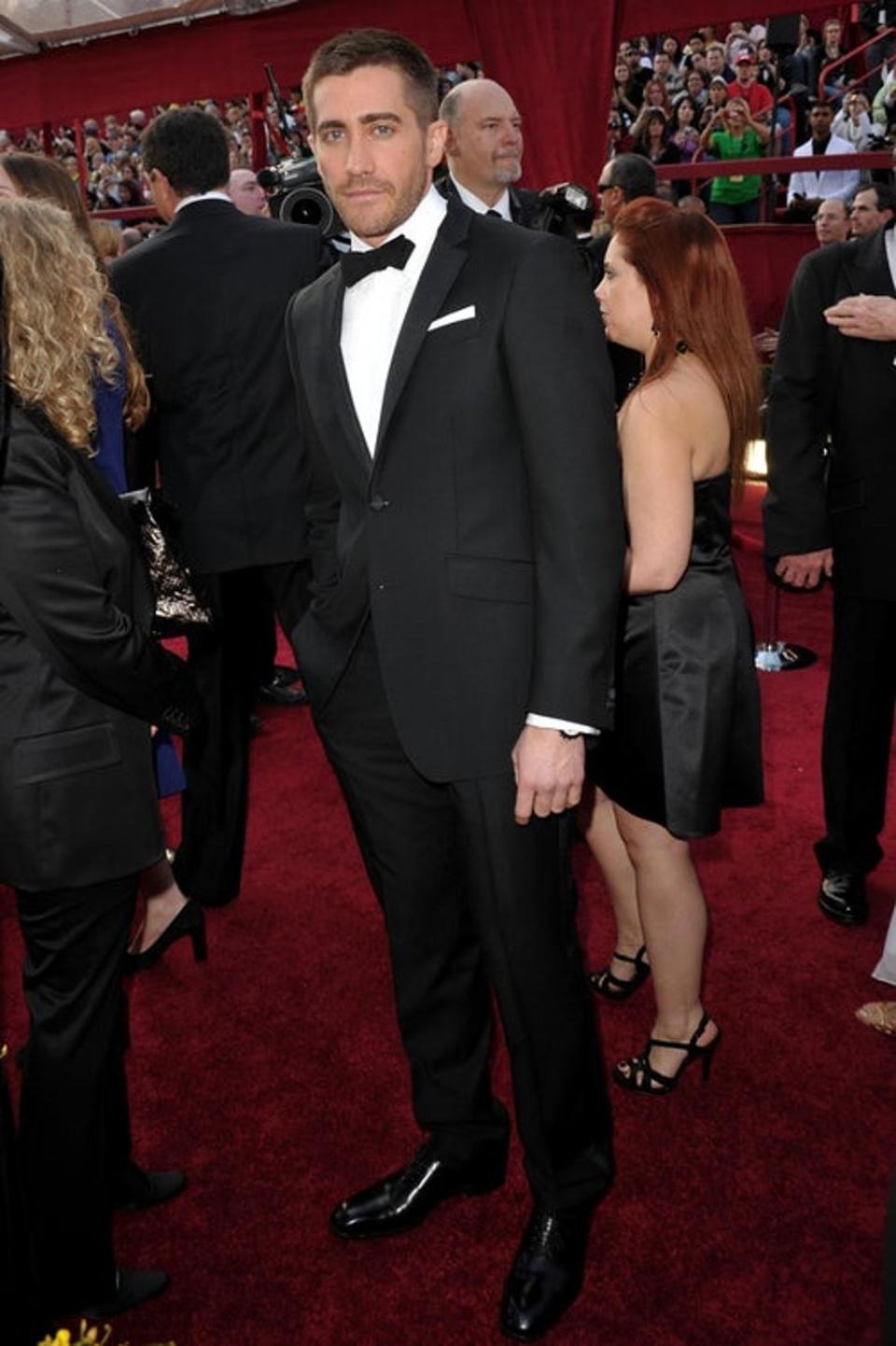 Jake Gyllenhaal wore a Burberry suit to the 82nd Academy Awards. (Getty)