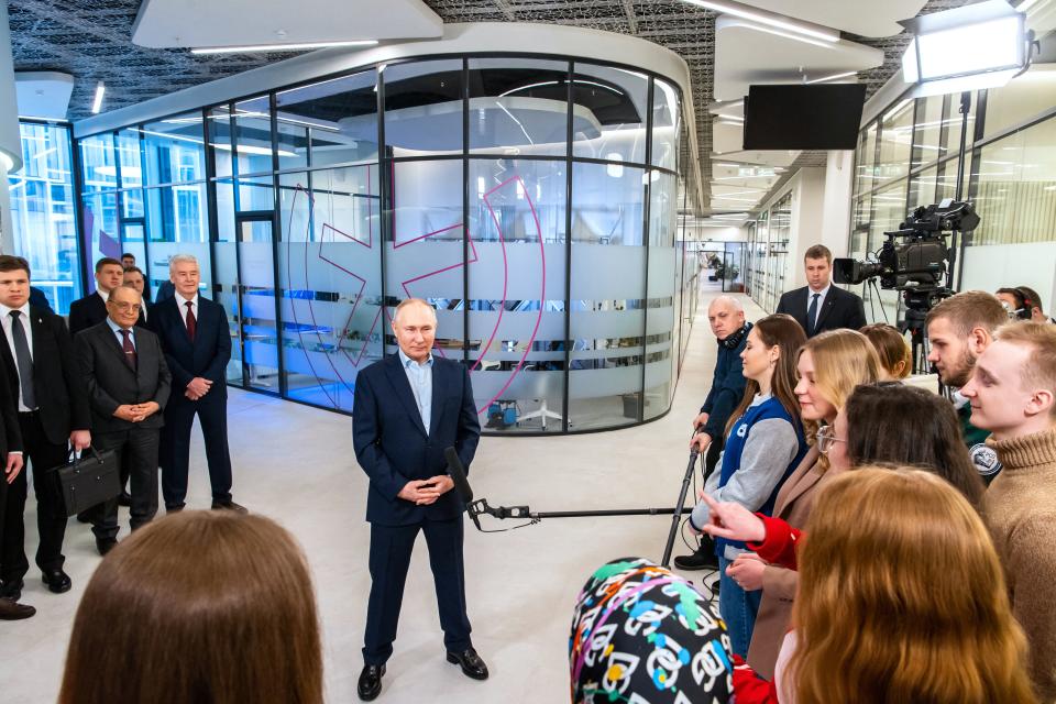 Russian President Vladimir Putin meets with students while visiting the Moscow State University on the Students' Day in Moscow on January 25, 2023. (Photo by Maksim MISHIN / SPUTNIK / AFP) (Photo by MAKSIM MISHIN/SPUTNIK/AFP via Getty Images)