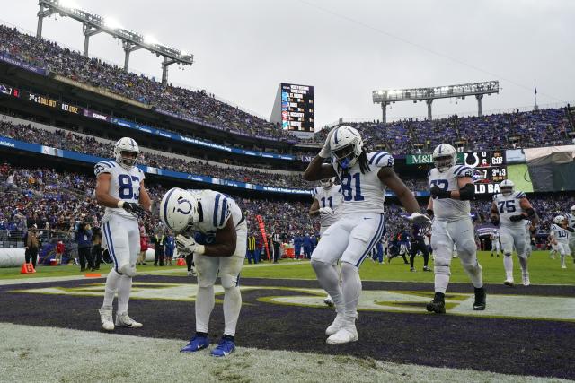 Zack Moss' strong performances lead Colts to 2 straight wins and into AFC  South lead