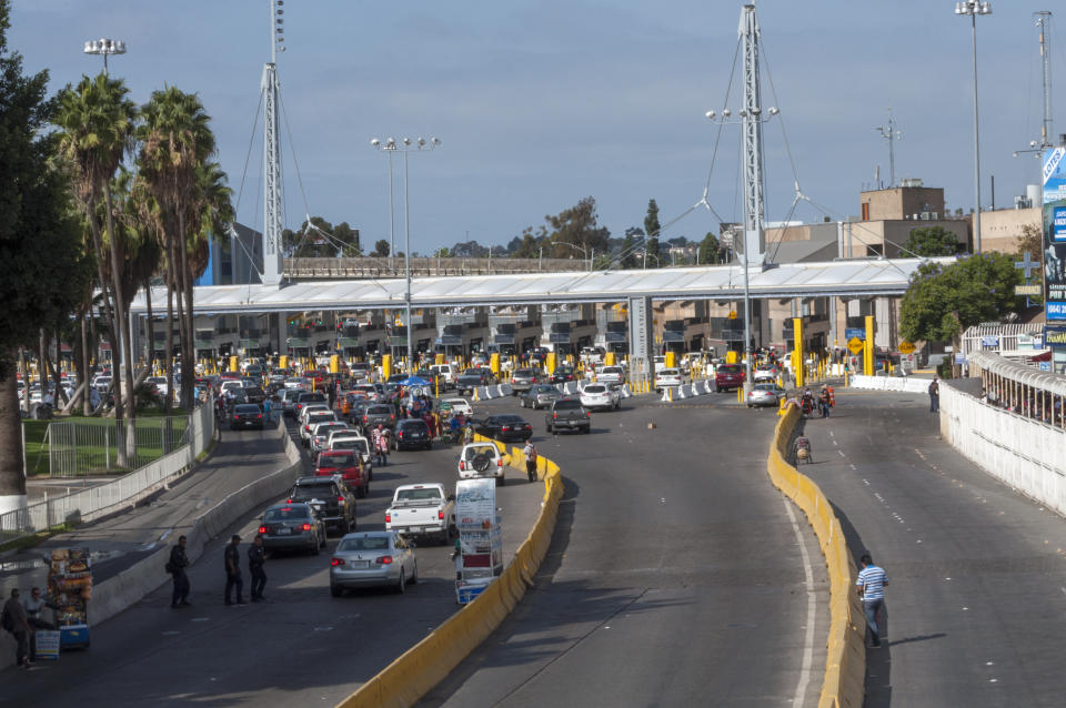 Car lanes at the Tijuana border crossing.  Photo: Getty Images. 