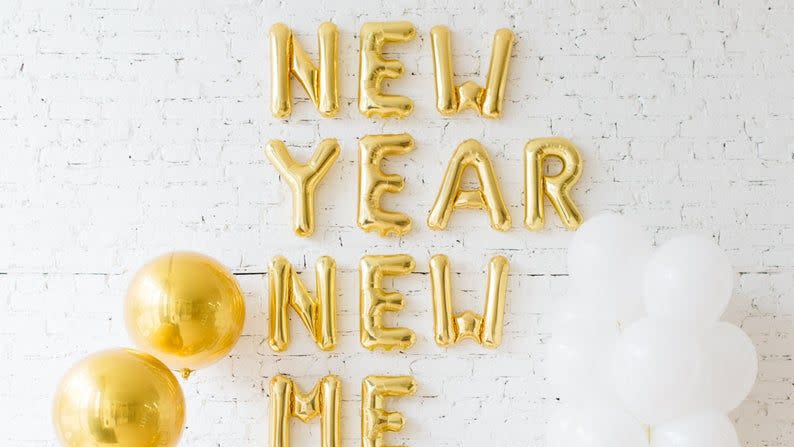 new years eve party ideas balloon wall