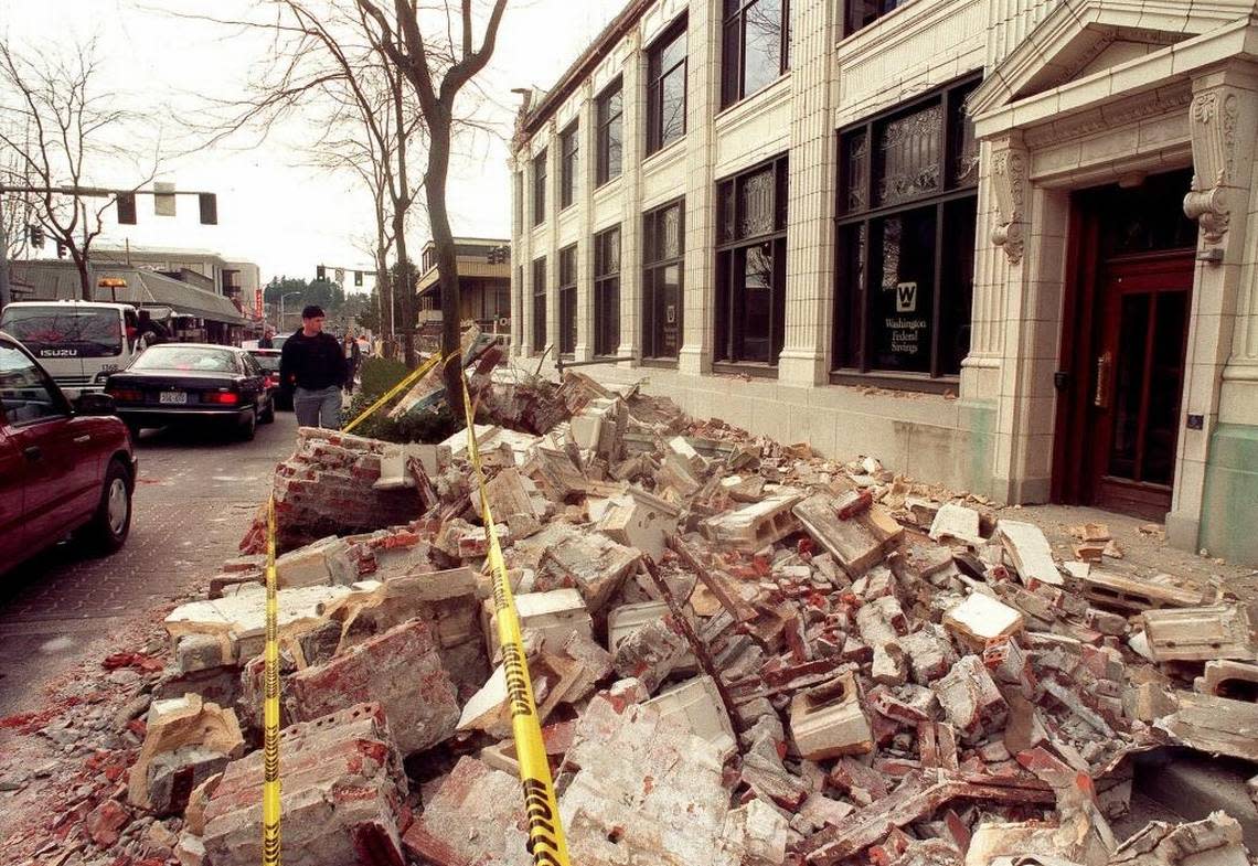 Damage from an earthquake that hit the Washington Federal Savings building in Olympia, Wash. on Feb. 28, 2001.