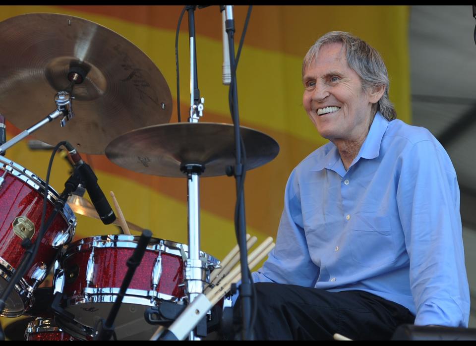 <a href="http://www.huffingtonpost.com/2012/04/19/levon-helm-dead-the-band-cancer-battle_n_1434772.html?ref=celebrity" target="_hplink">The Band member Levon Helm died April 19 at age 71</a> after a long battle of cancer. It was revealed earlier in the week that the famed musician was in his final stage of his illness. (Getty)