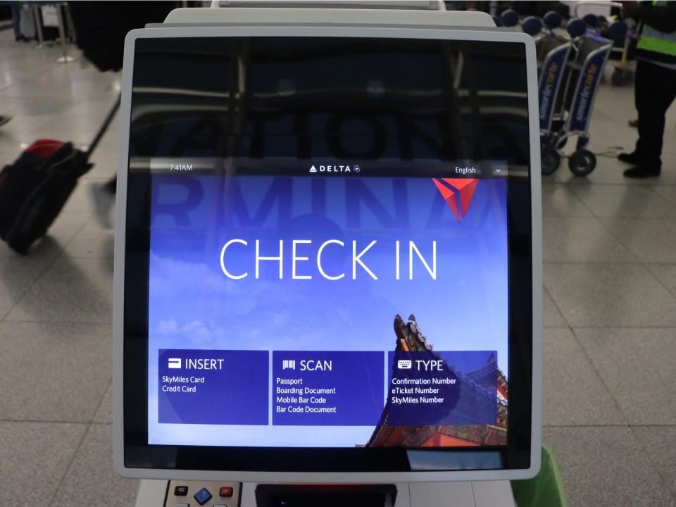 Delta Elite Status Day Trip - Airport Check-in