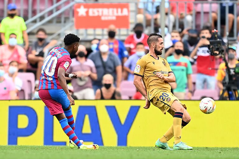 Ansu Fati, el heredero del número 10 de Messi en Barcelona, ya despertó la emoción en Catalunya