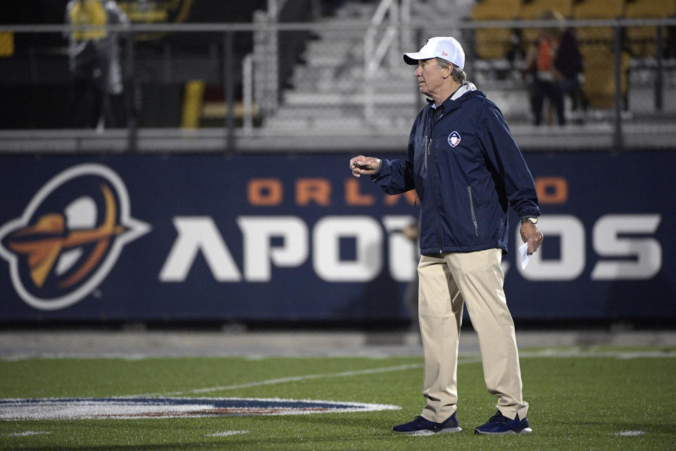 Orlando Apollos coach Steve Spurrier watches players warm up for an Alliance of American Football game against the Atlanta Legends on Saturday, Feb. 9, 2019, in Orlando, Fla. (AP Photo/Phelan M. Ebenhack)